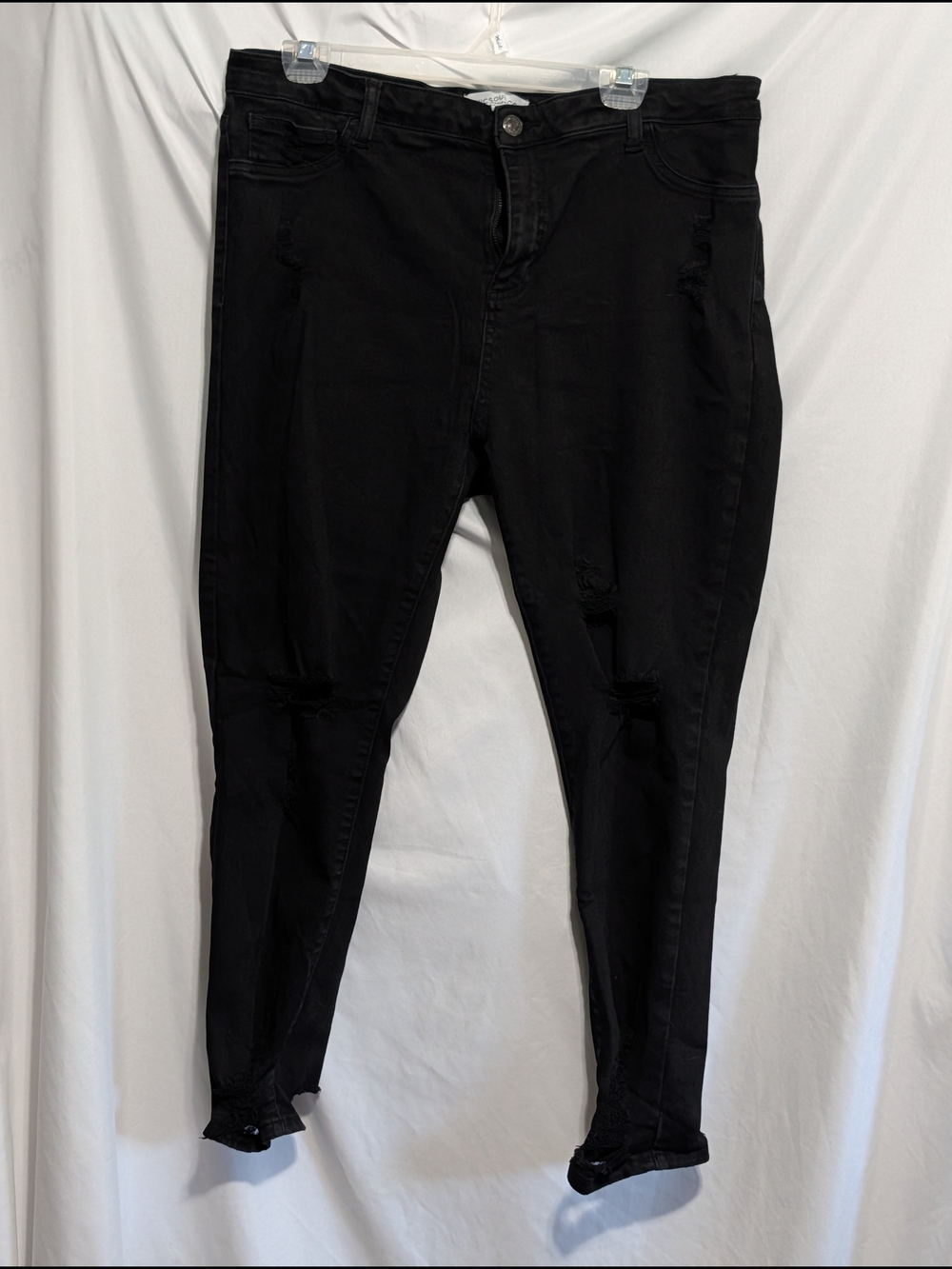 Chic Soul Black Skinny Distressed Jeans